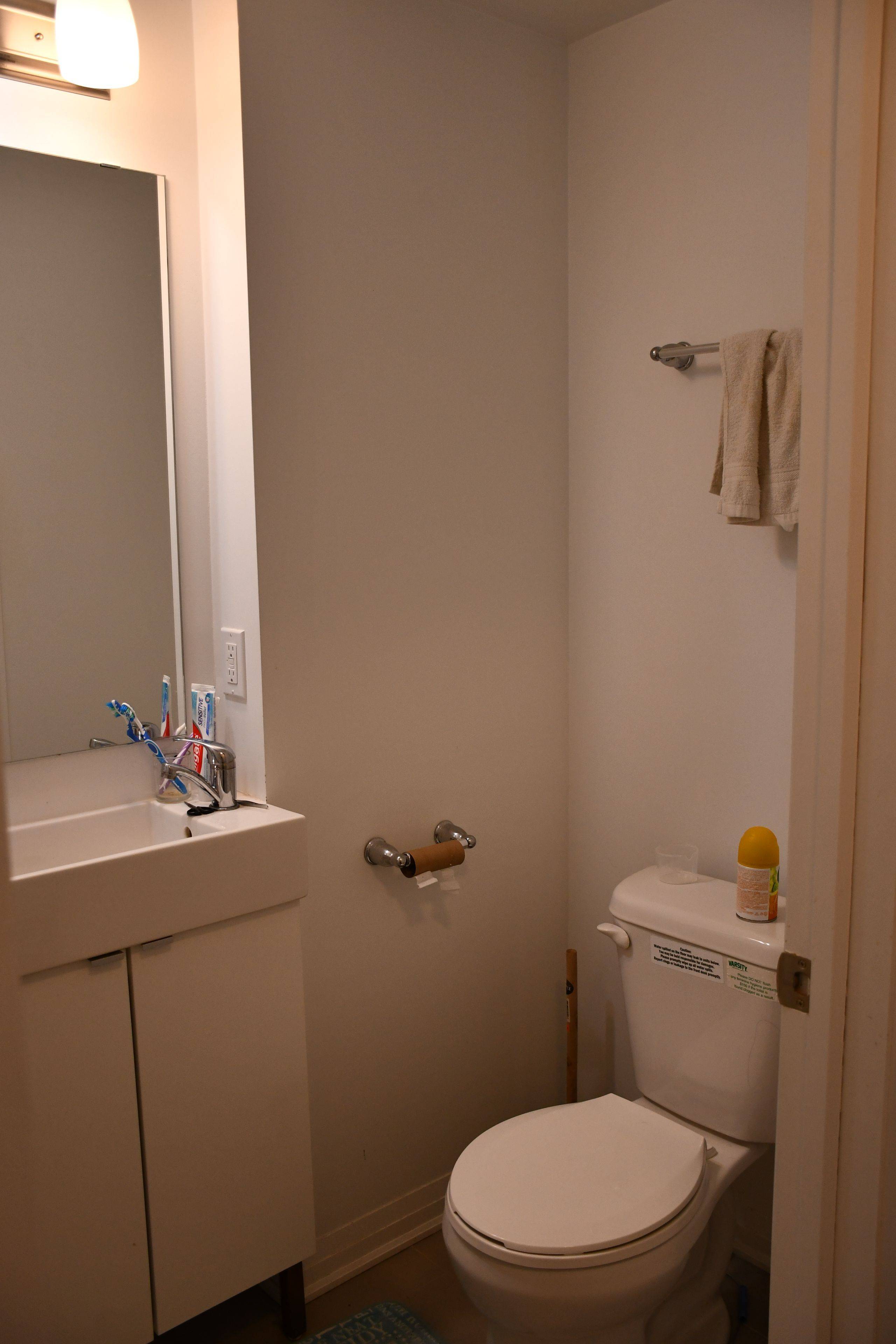 Oshawa, ON L1G 4Y3,1900 Simcoe ST #629