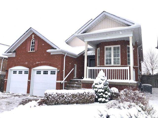 Whitby, ON L1M 1K5,40 Kimberly DR