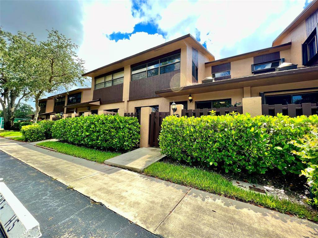 Tamarac, FL 33321,7750 NW 79th Ave #H5