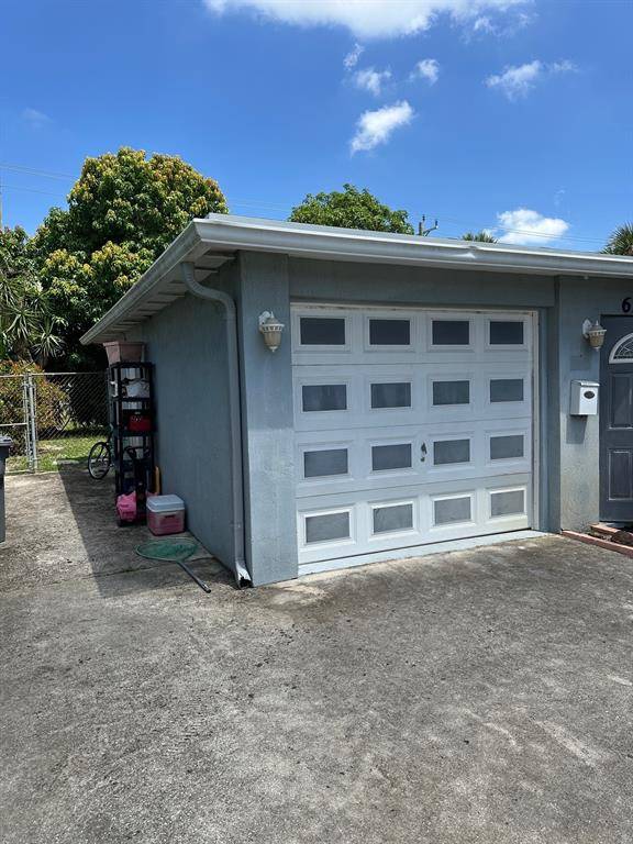 West Palm Beach, FL 33403,627 W Ilex Dr