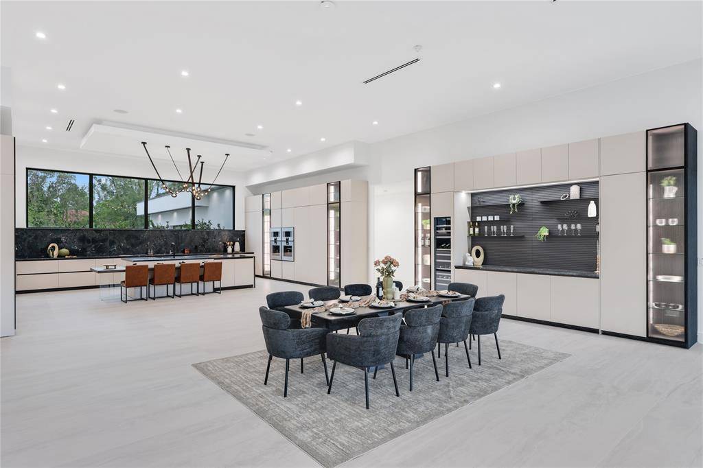 Parkland, FL 33067,8795 Valencia Ct