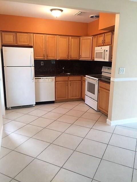 Oakland Park, FL 33334,1575 NE 47th St