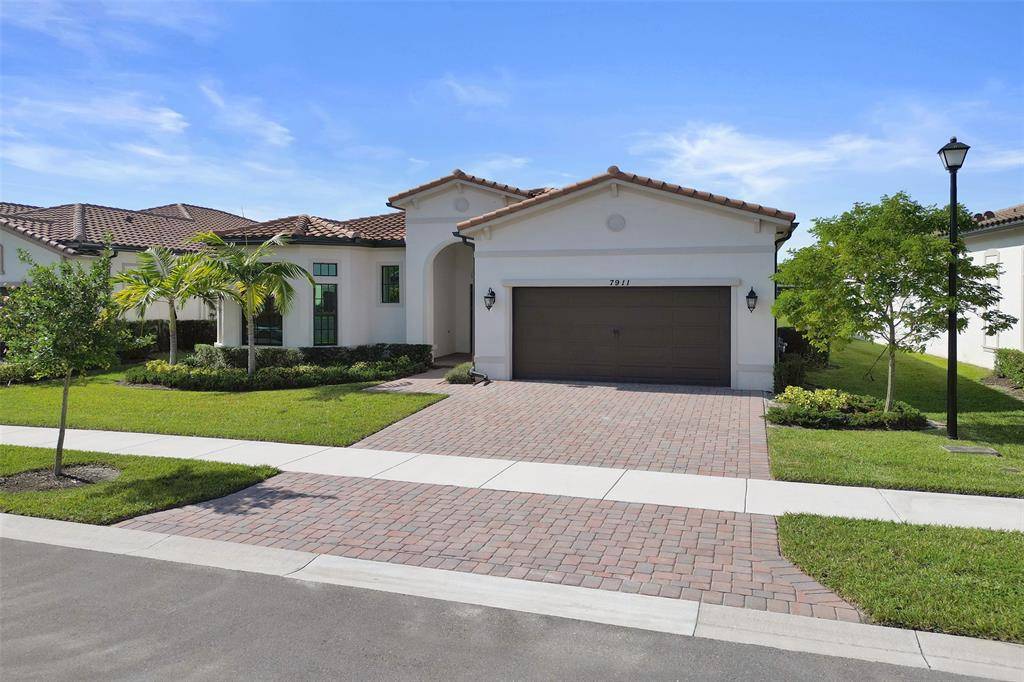 Parkland, FL 33067,7911 Rowan Ter