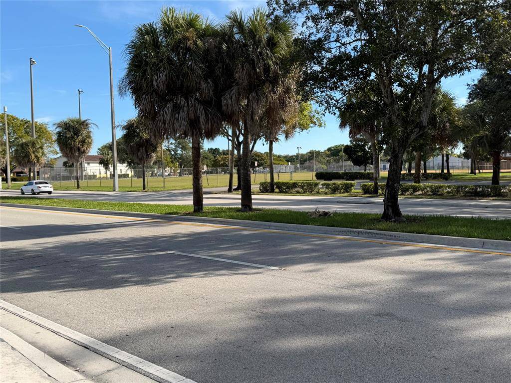 Coral Springs, FL 33065,3502 Riverside Dr