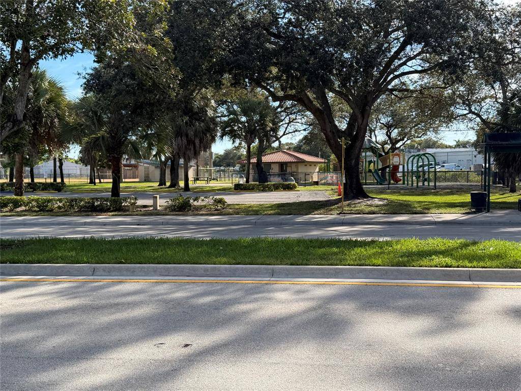 Coral Springs, FL 33065,3502 Riverside Dr