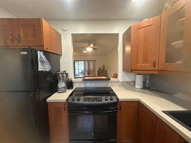 Pompano Beach, FL 33060,134 S Cypress Rd #411