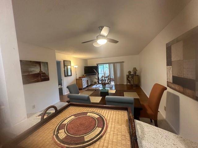 Pompano Beach, FL 33060,134 S Cypress Rd #411