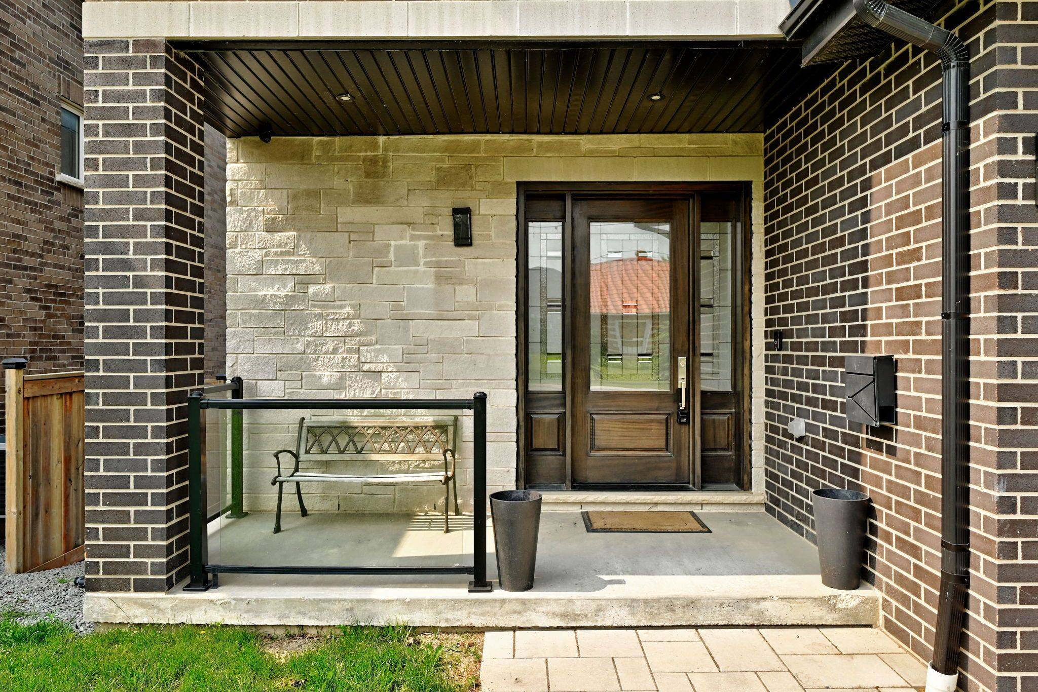 Georgina, ON L4P 1J5,148 Church ST