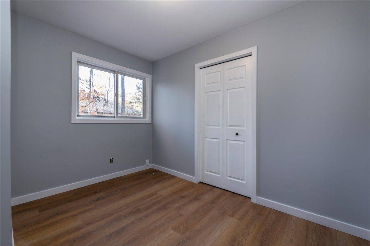 Tiny, ON L9M 0J2,901 17th Concession West RD