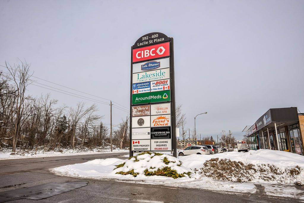 Orillia, ON L3V 4P5,400 LACLIE ST #11