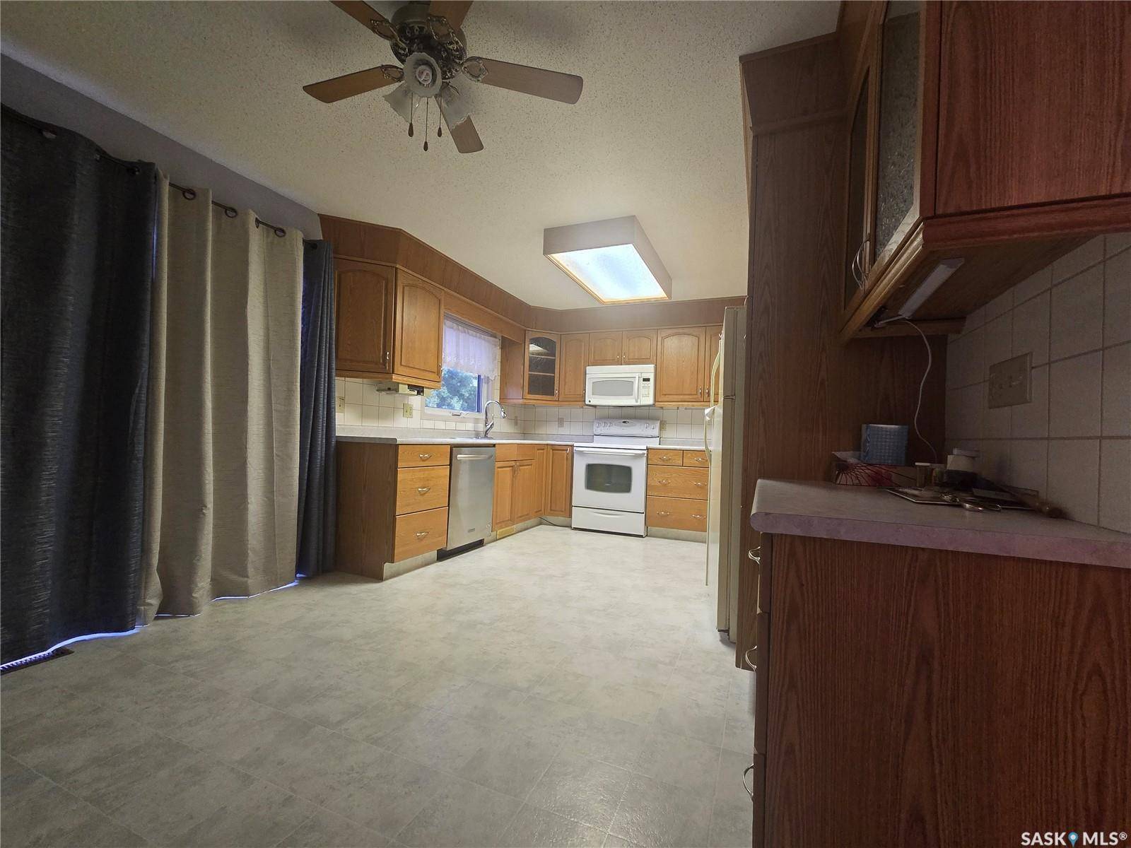 Stoughton, SK S0G 4T0,215 Heward STREET