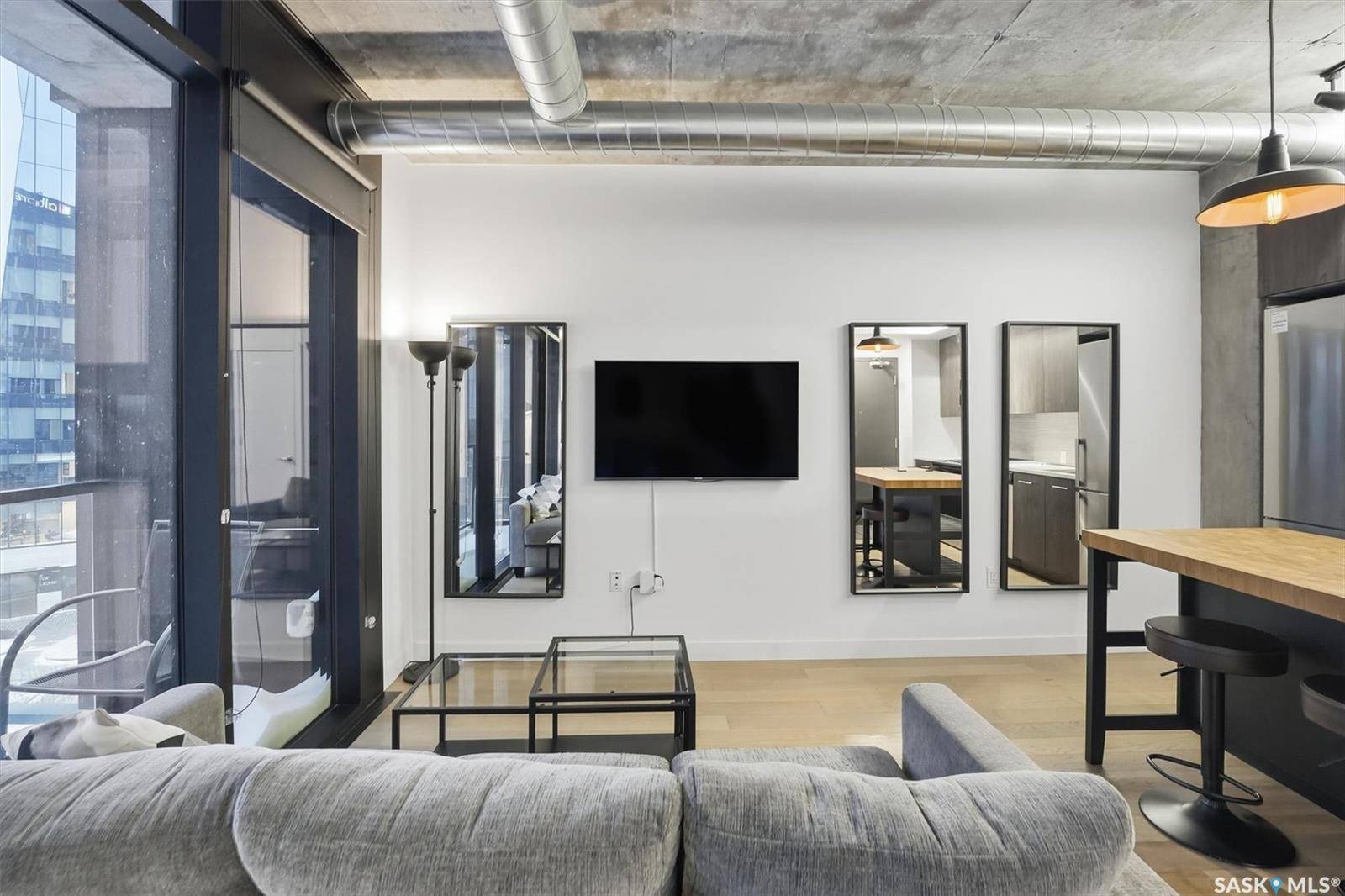 Saskatoon, SK S7K 4H5,490 2nd AVENUE S #504