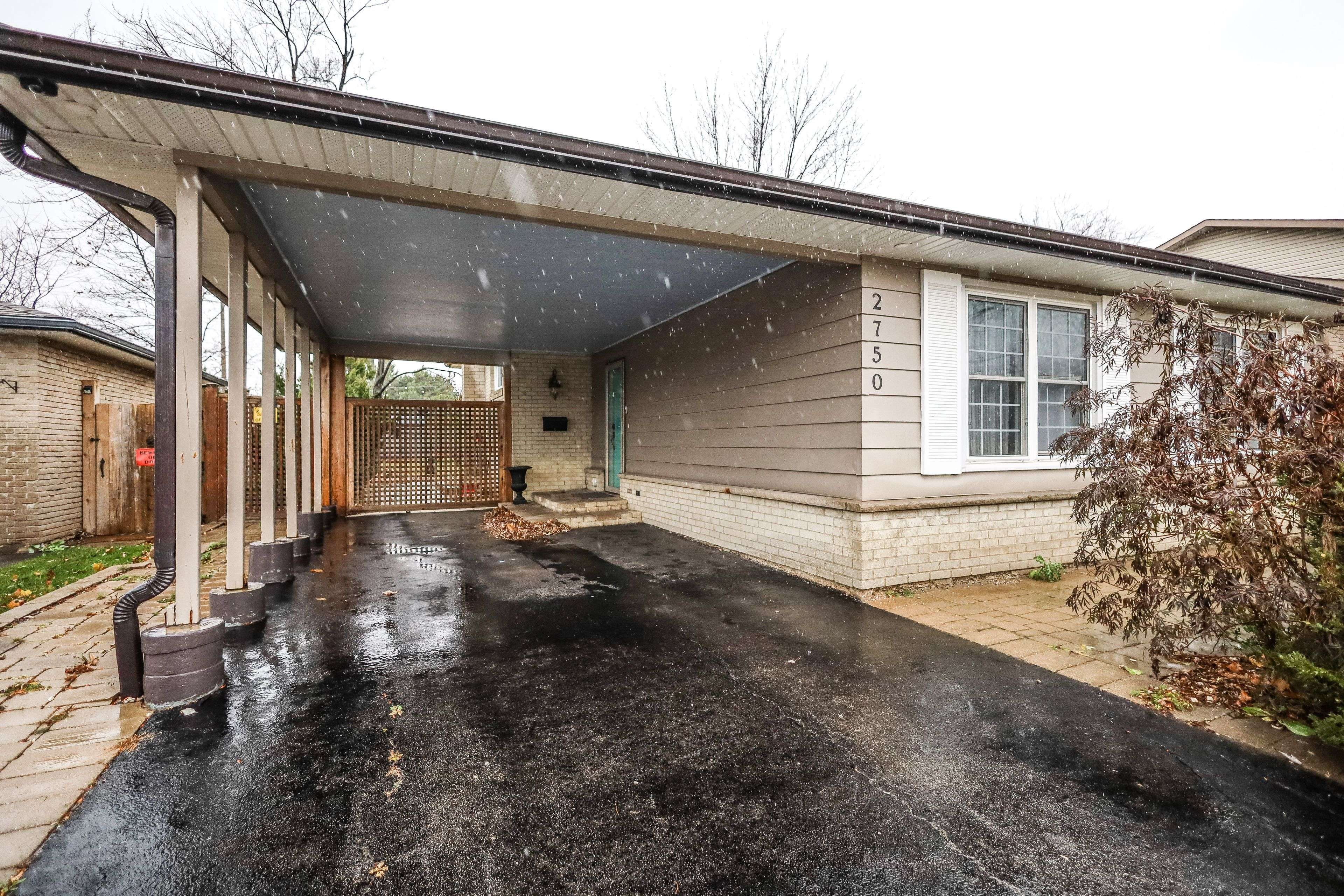 Mississauga, ON L5K 2C1,2750 Barnstone CRES