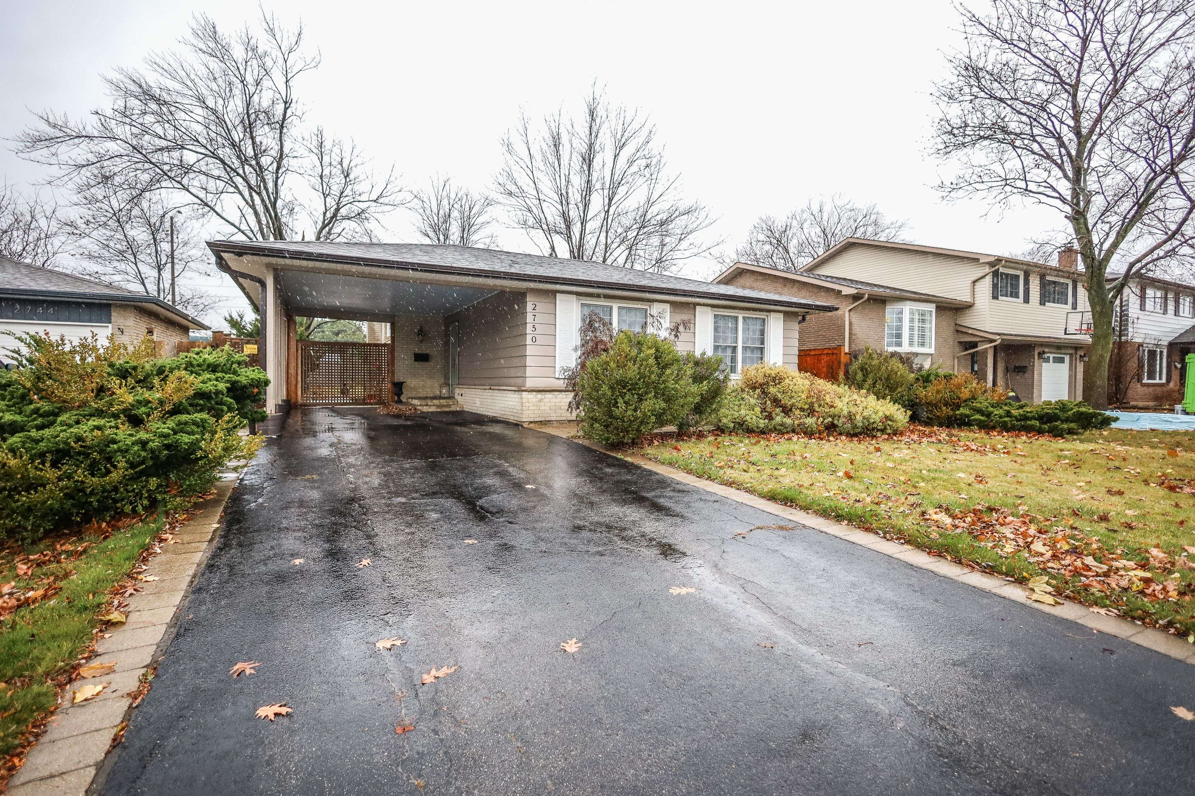 Mississauga, ON L5K 2C1,2750 Barnstone CRES
