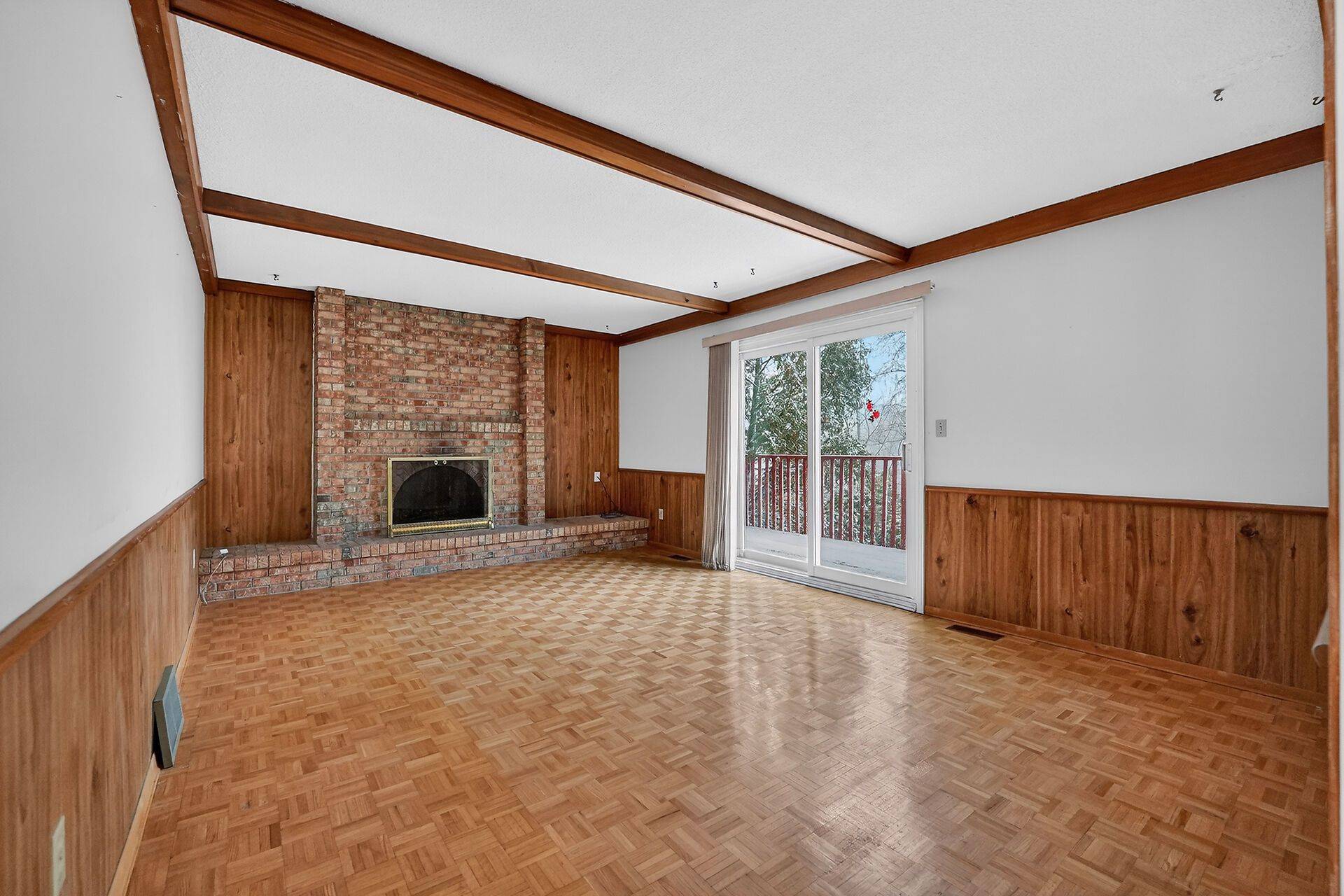 Burlington, ON L7P 3H4,1929 Fieldgate DR