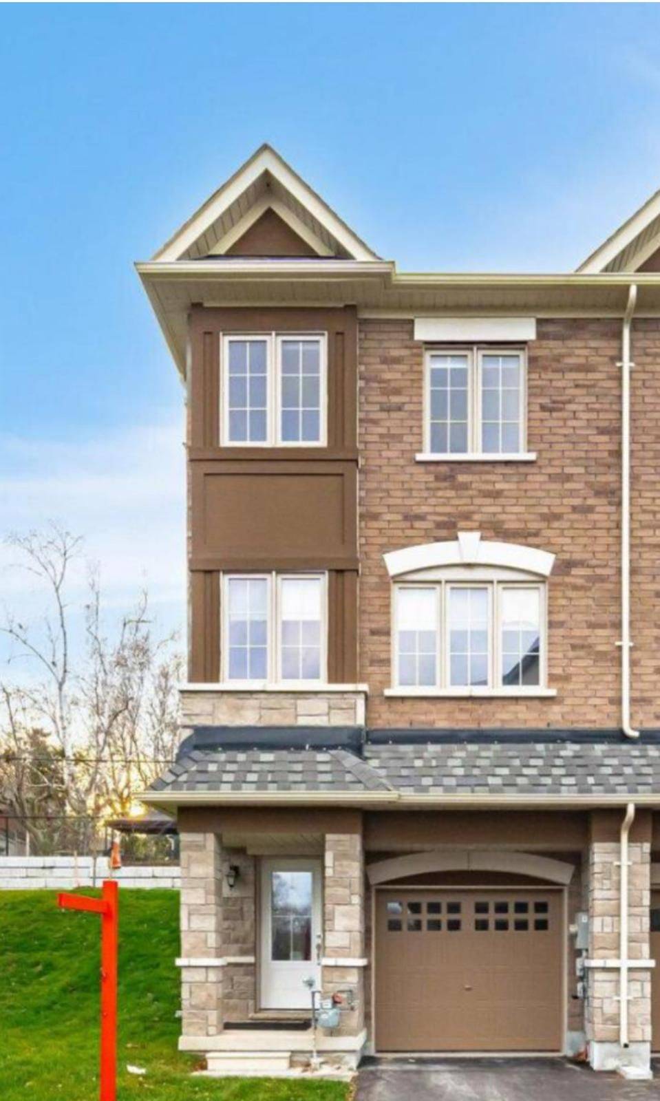 Orangeville, ON L9W 2E3,68 First ST #24