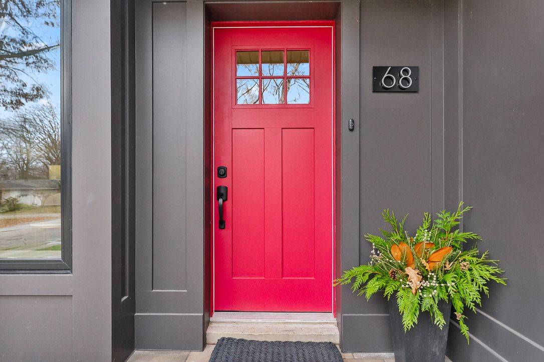 Oakville, ON L6K 2B4,68 Glenmanor DR N