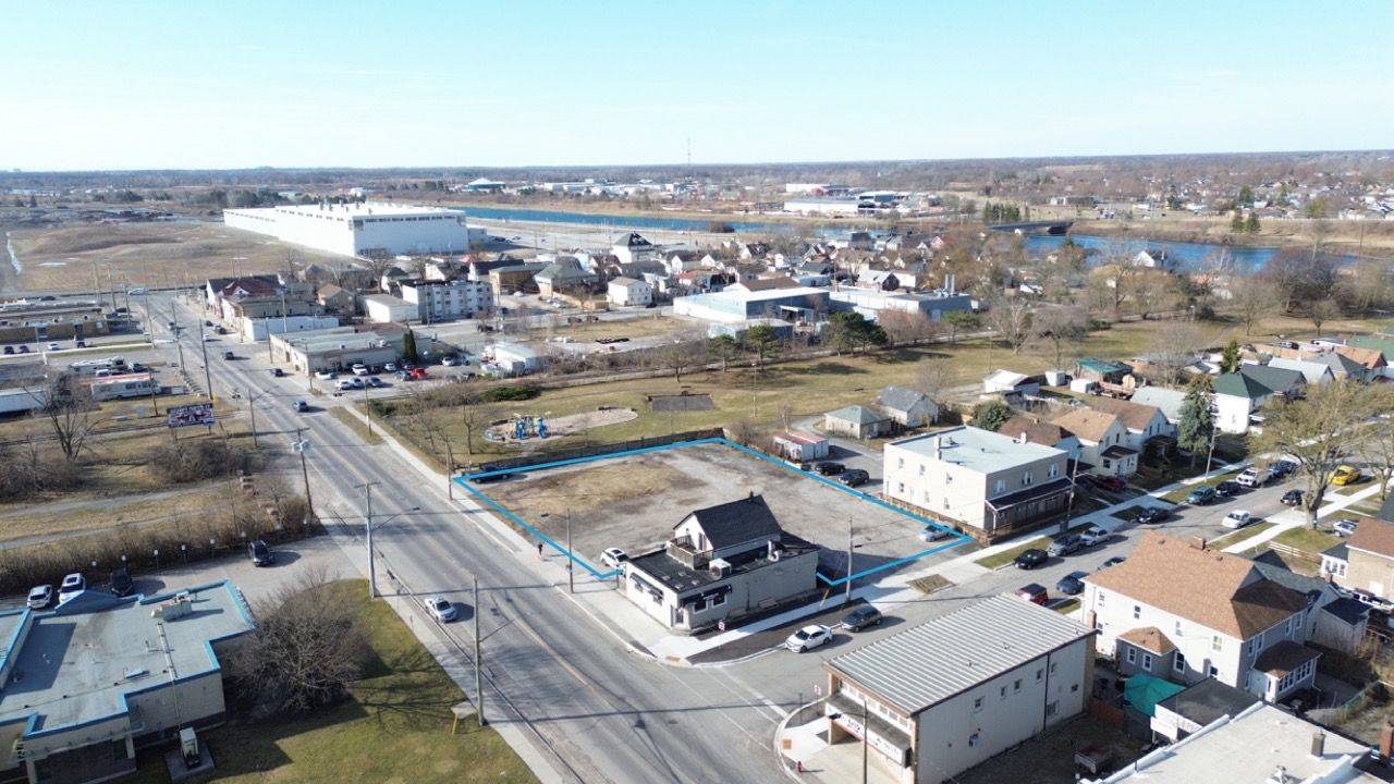 Welland, ON L3B 3L4,619 King ST