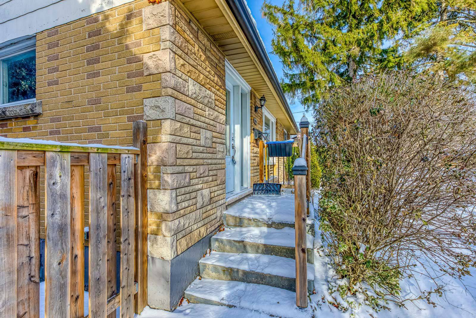 Hamilton, ON L8S 3G3,80 Lower Horning RD