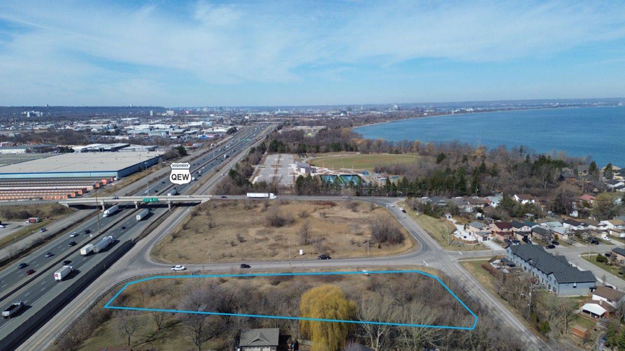 Hamilton, ON L8E 3A8,6 Parkedge DR