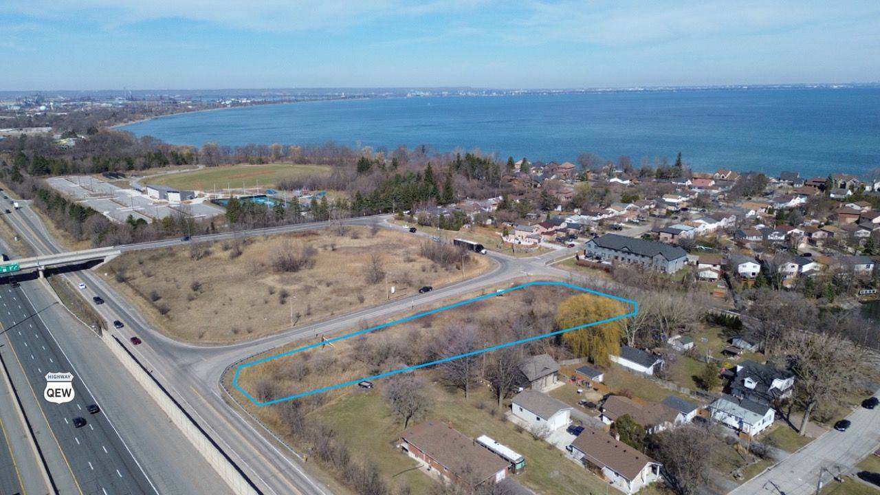 Hamilton, ON L8E 3A8,6 Parkedge DR