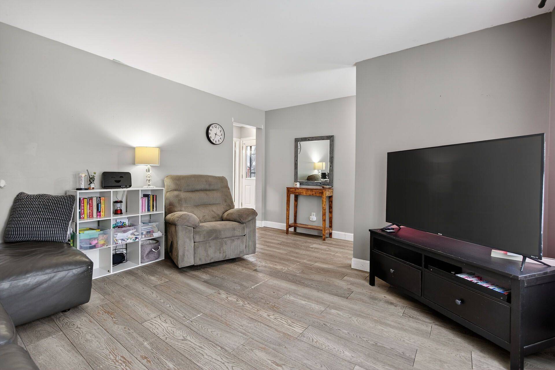 London South, ON N6C 3V2,816 Dundalk DR