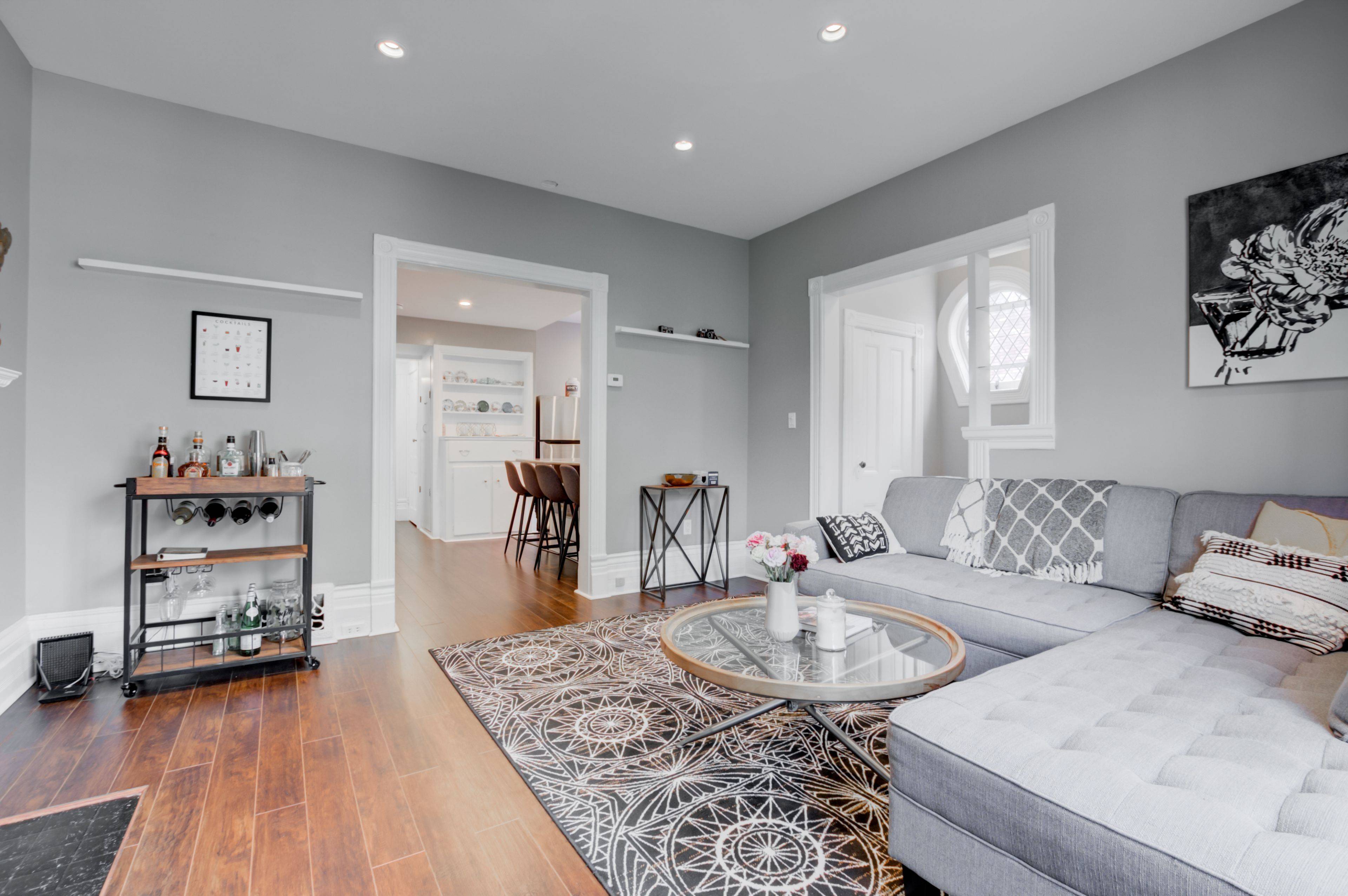 London East, ON N6A 1W6,125 St James ST