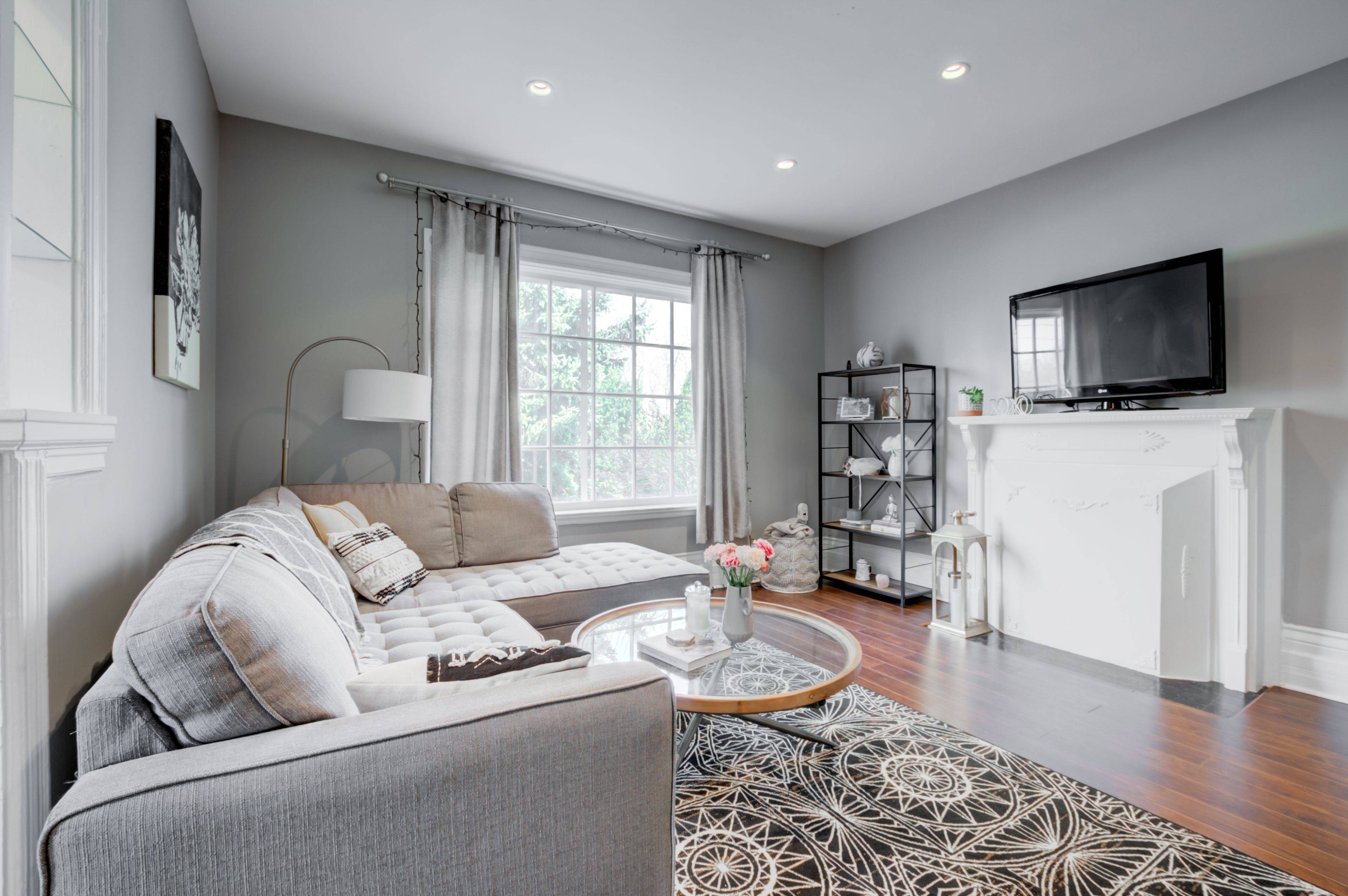 London East, ON N6A 1W6,125 St James ST