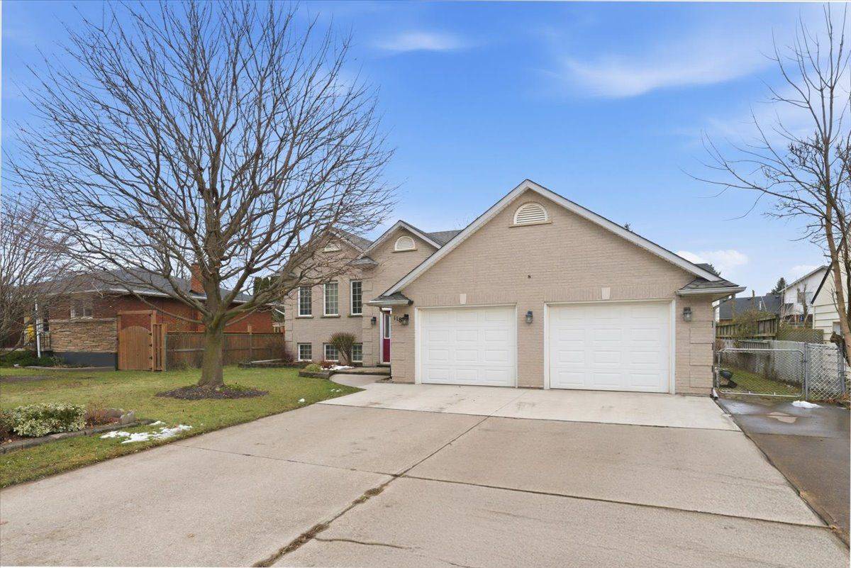 Welland, ON L3C 1A9,118 Gadsby AVE