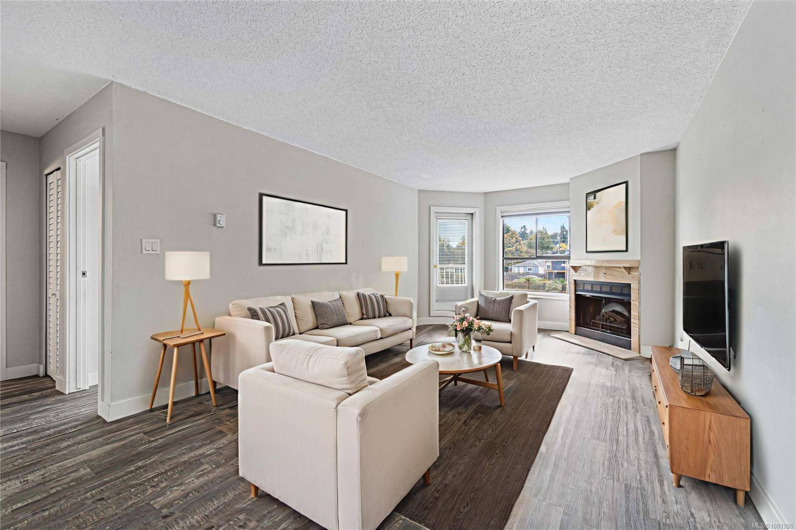 Nanaimo, BC V9S 5P4,2815 Departure Bay Rd #213