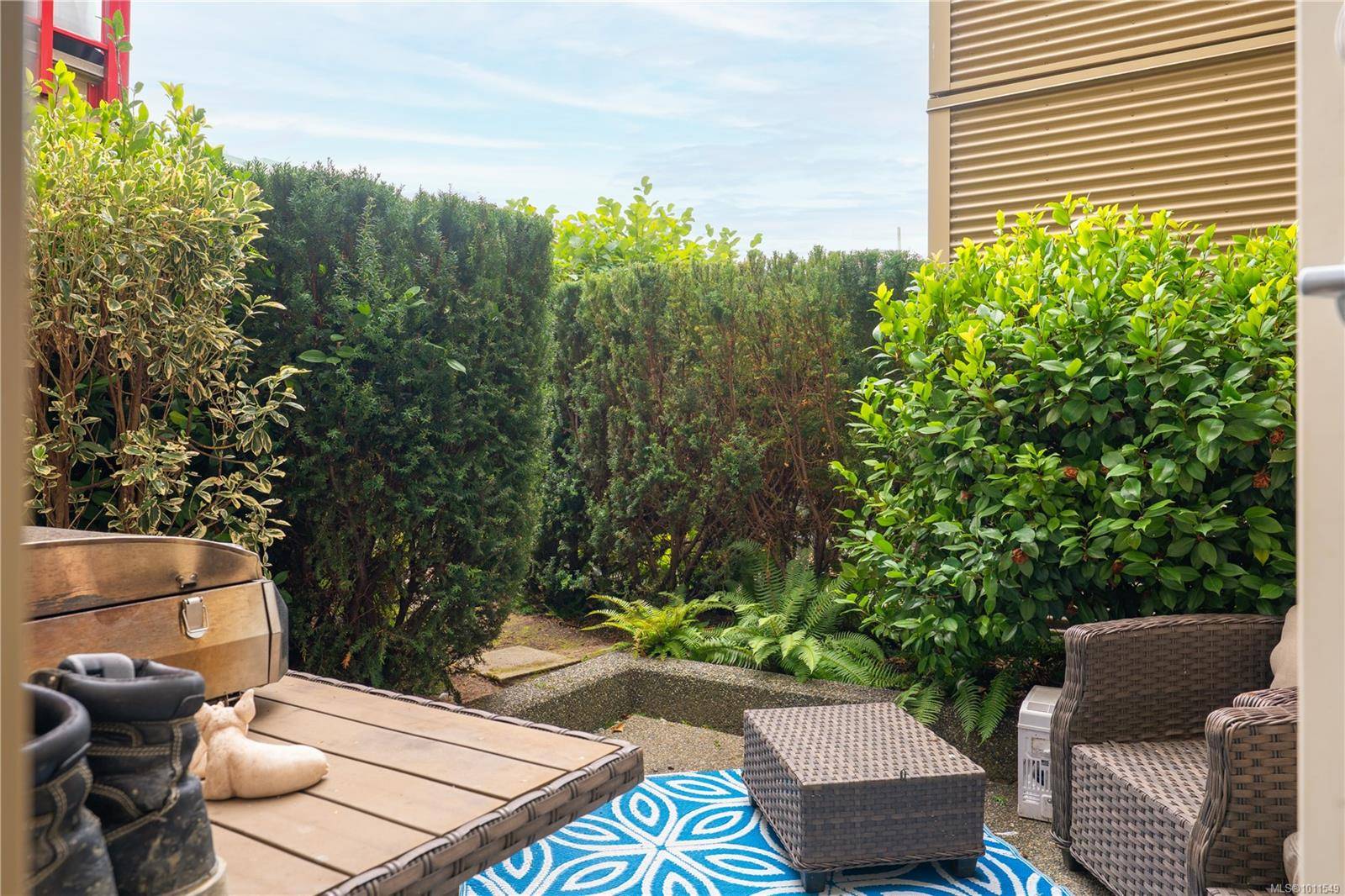 Nanaimo, BC V9R 5H3,99 Chapel St #215