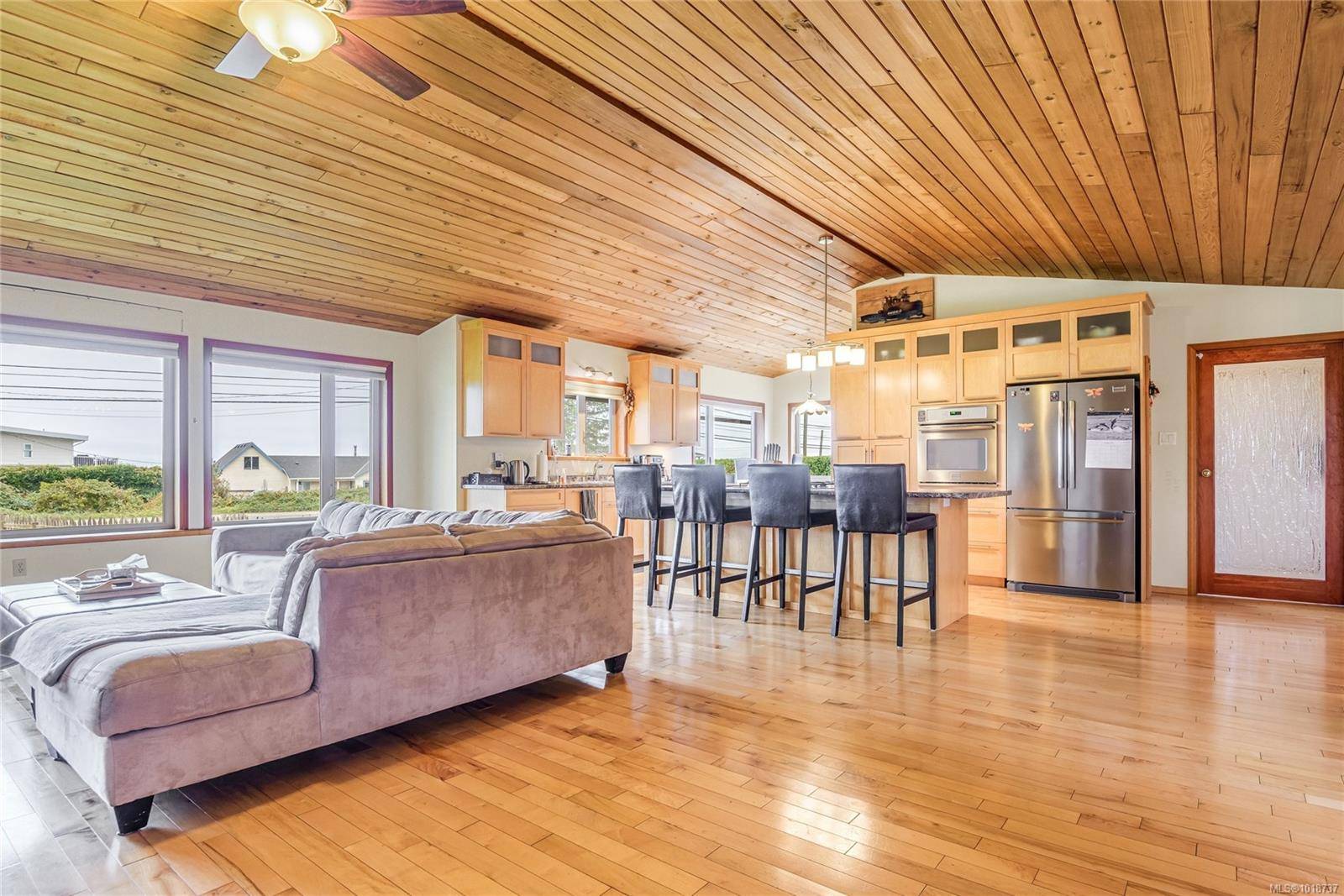 Campbell River, BC V9H 1M1,3910 Island Hwy