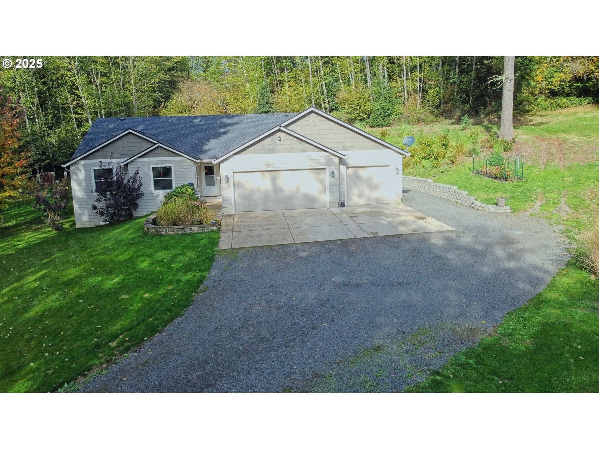 Amboy, WA 98601,251 MYSTERY DR