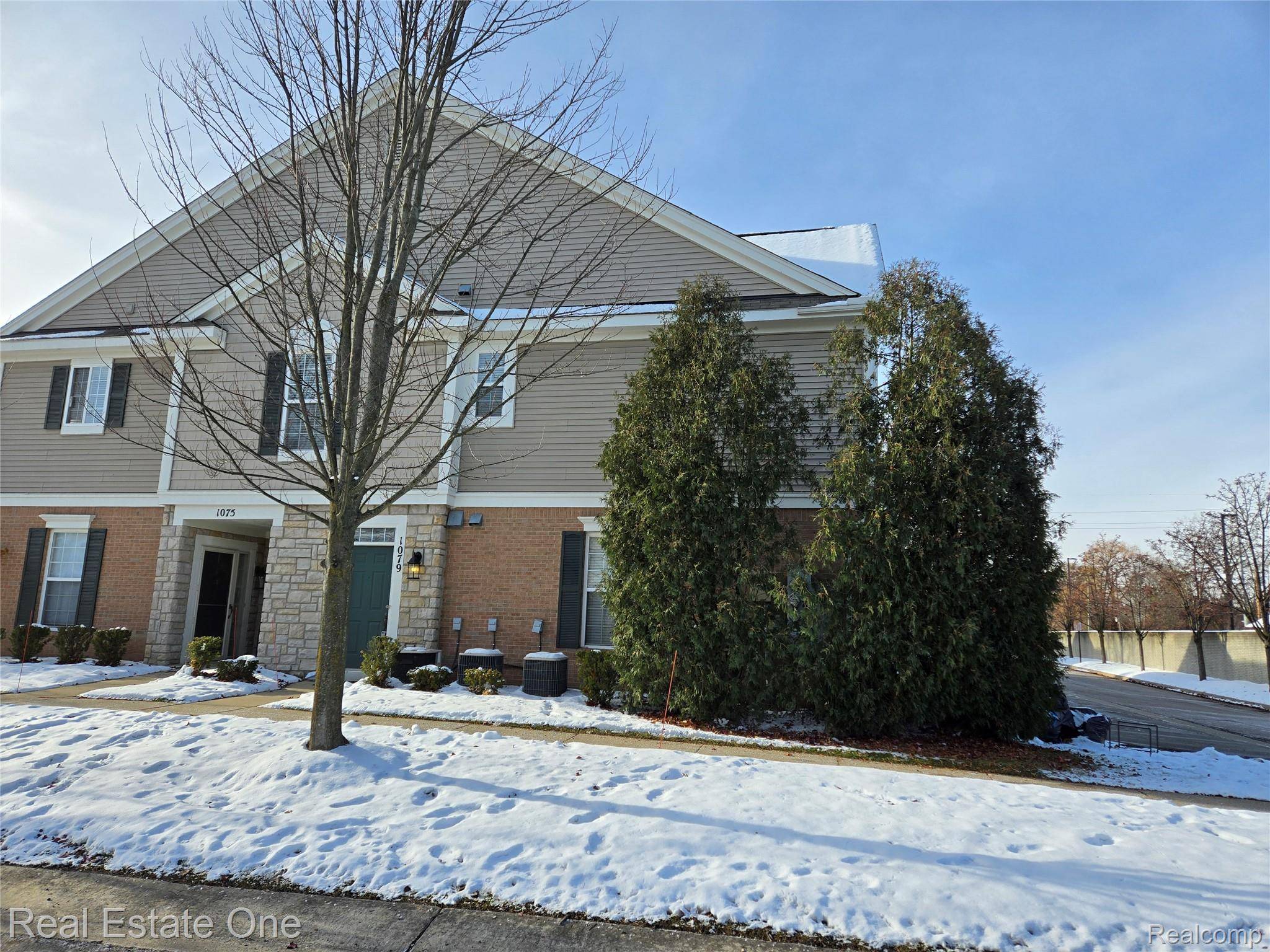 Troy, MI 48085,1079 ALAMEDA BLVD