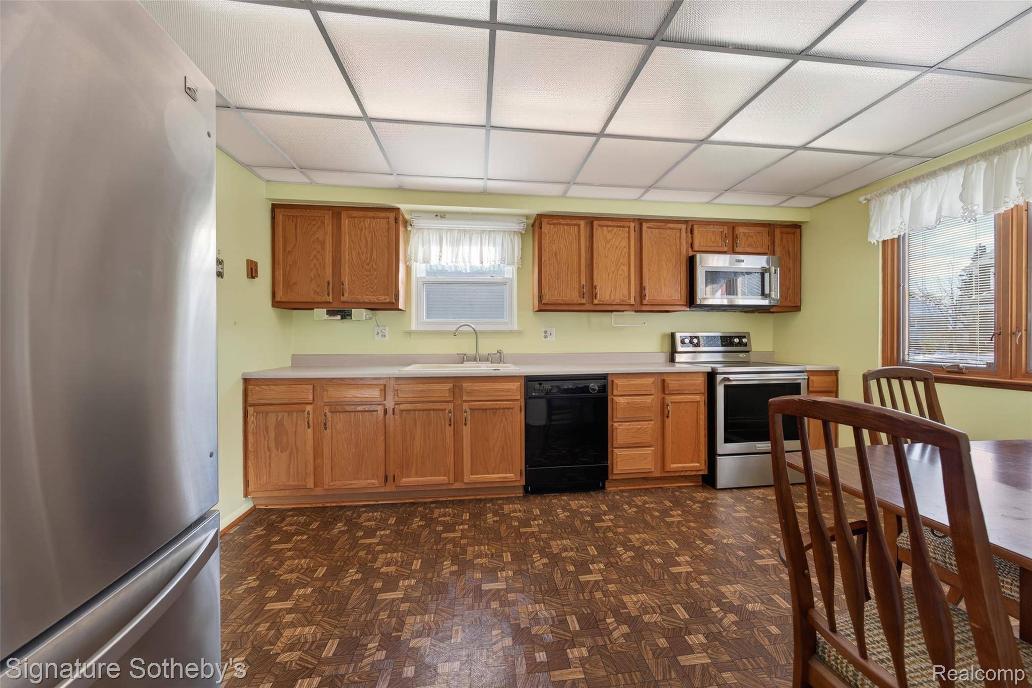 Berkley, MI 48072,3296 Cumberland RD