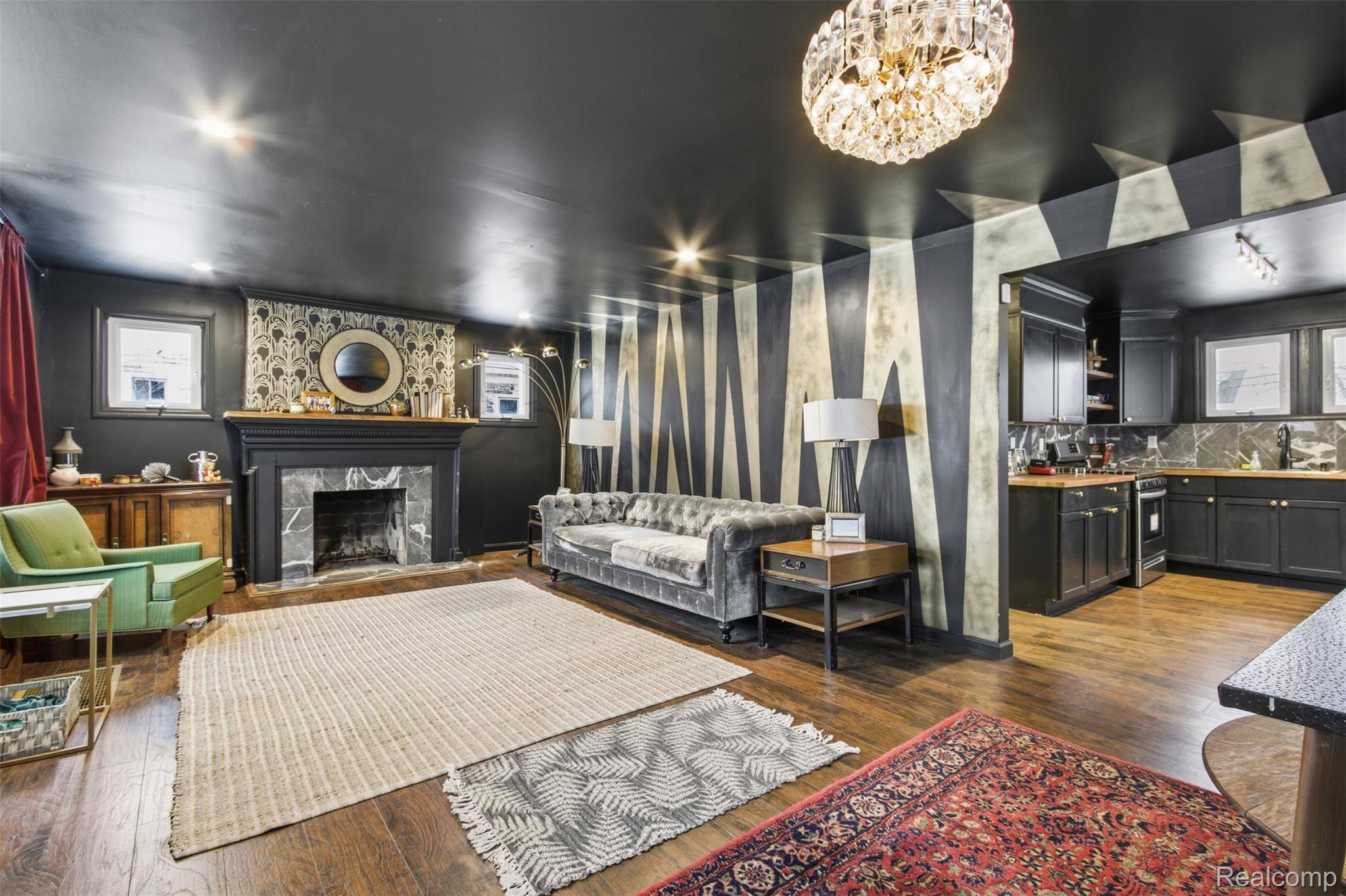 Detroit, MI 48221,16800 Santa Rosa DR