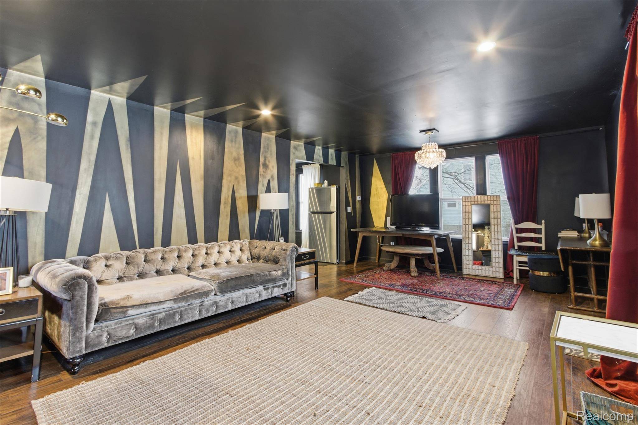 Detroit, MI 48221,16800 Santa Rosa DR