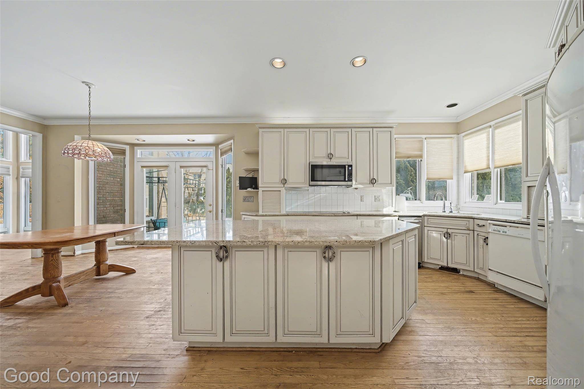 Novi, MI 48375,41714 Dukesbury CT