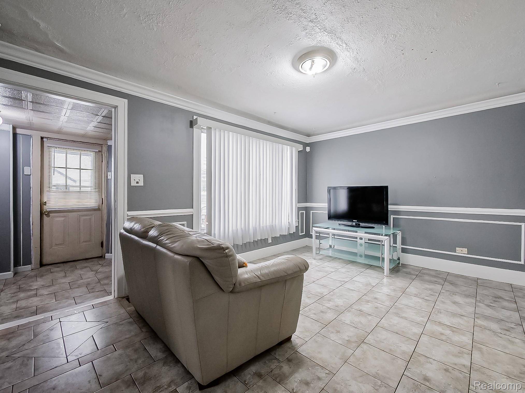 Lincoln Park, MI 48146,1784 Anne AVE