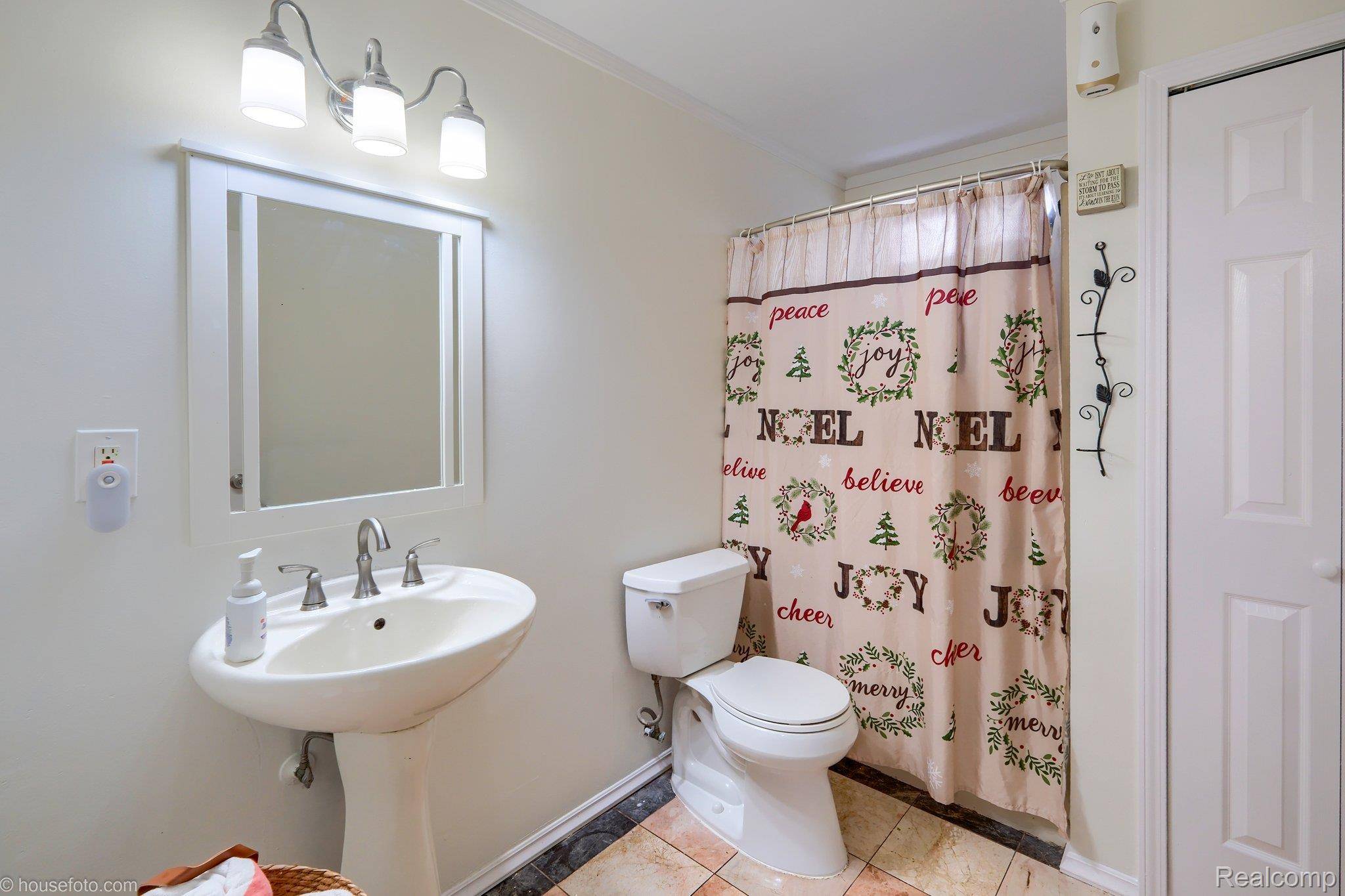 Pontiac, MI 48340,730 Stirling ST