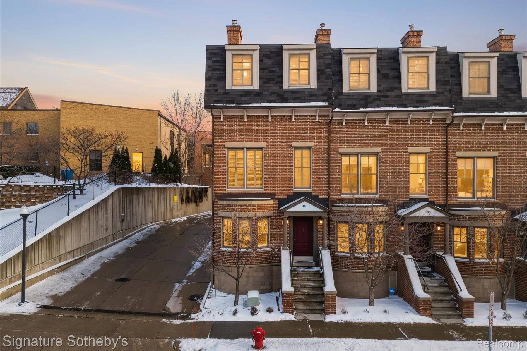 Ann Arbor, MI 48103,417 S Ashley ST