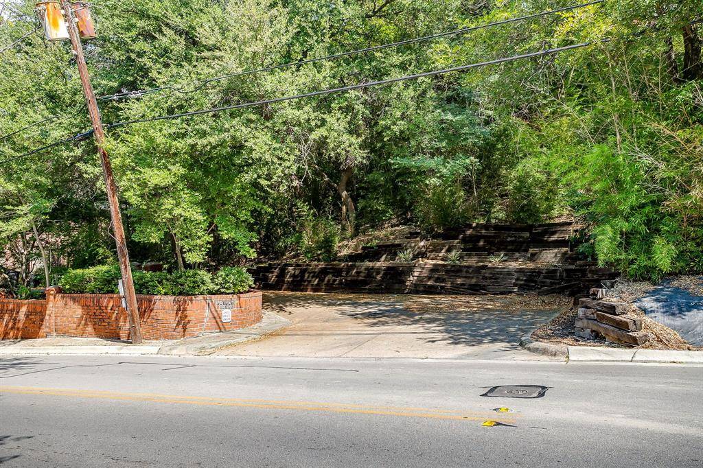 Fort Worth, TX 76107,1805 Burton Hill Road