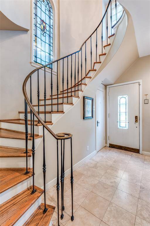 Dallas, TX 75214,6666 Lakewood Boulevard