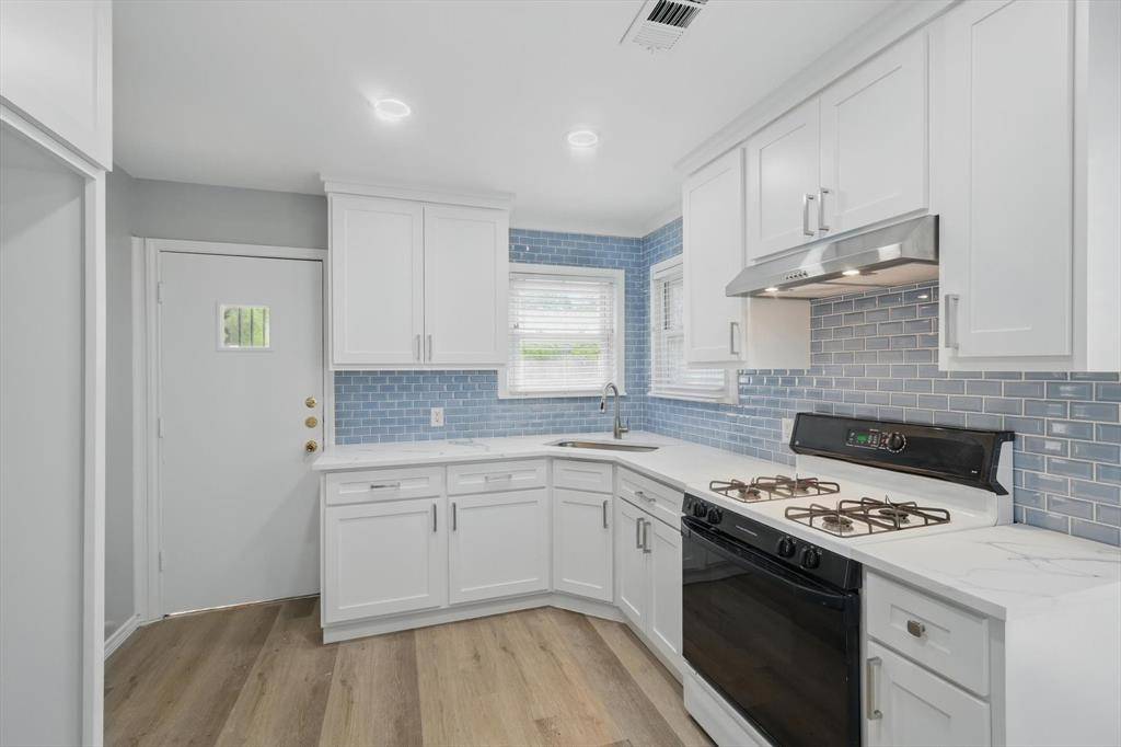 Fort Worth, TX 76111,2104 W Lotus Avenue