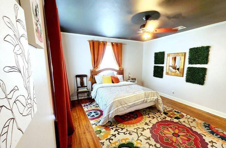 Shreveport, LA 71104,271 E Linden Street