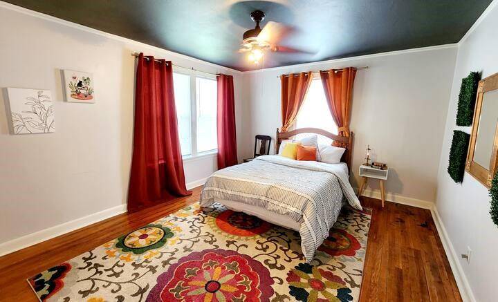 Shreveport, LA 71104,271 E Linden Street