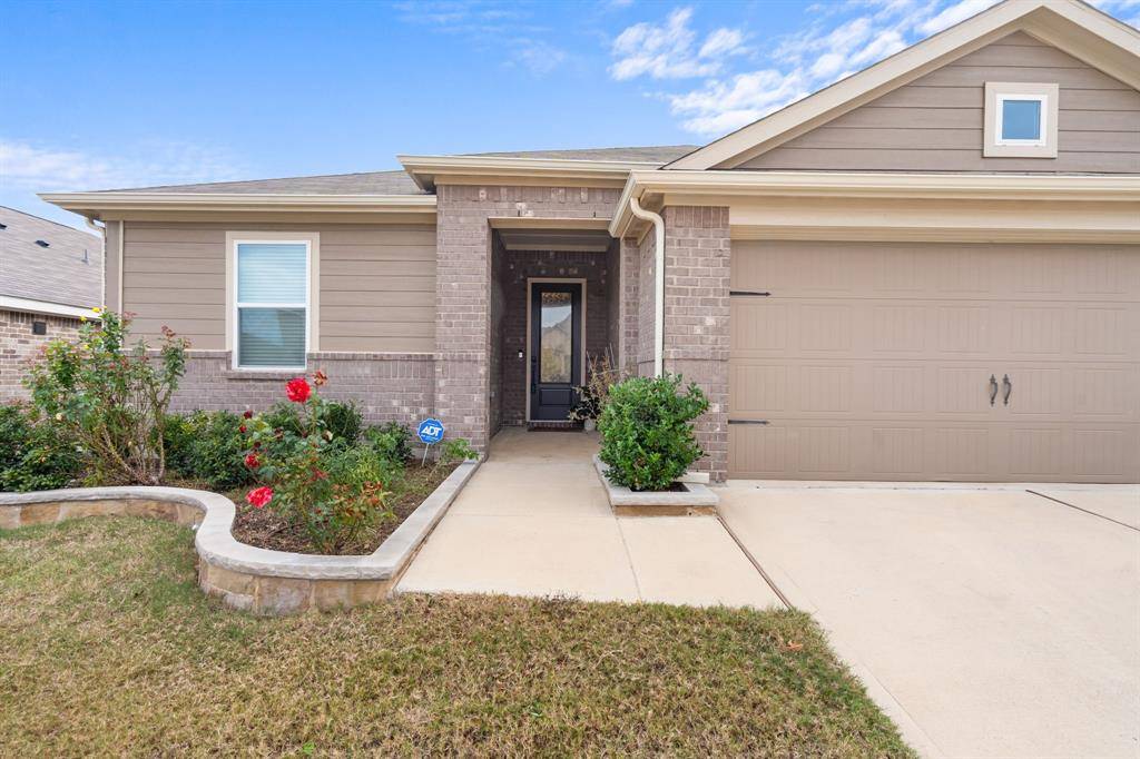 Fort Worth, TX 76120,7632 Thunder River Road