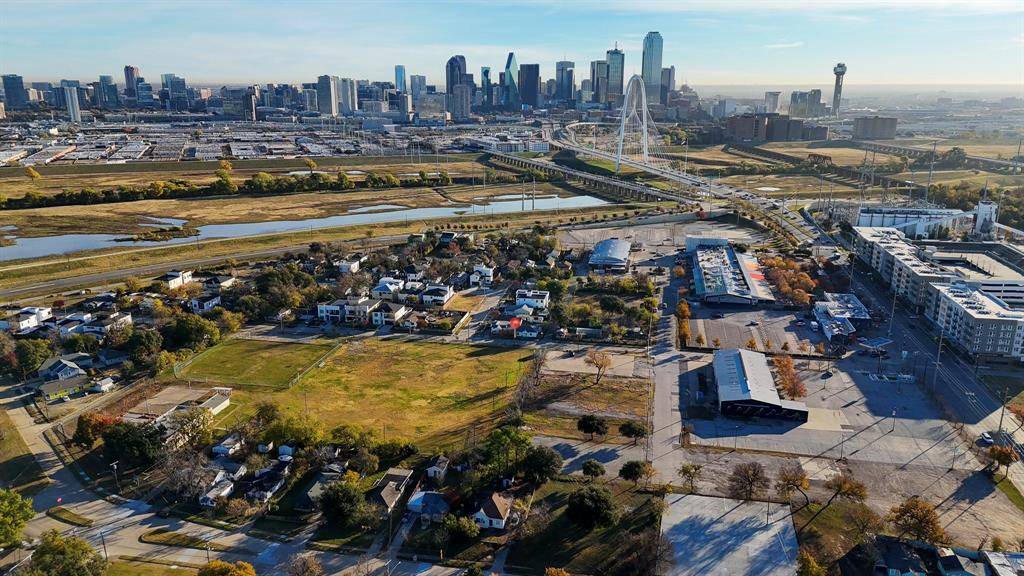 Dallas, TX 75212,3122 Herbert Street