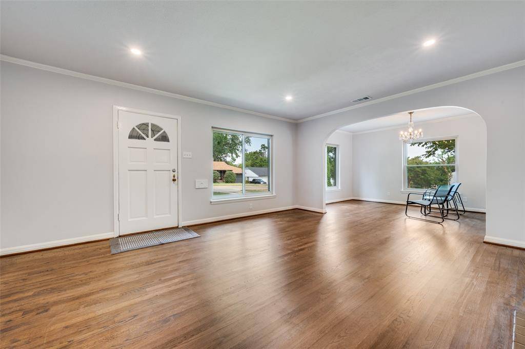 Dallas, TX 75216,1342 Michigan Avenue