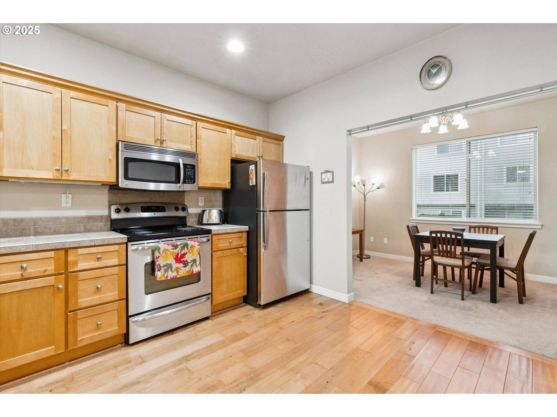 Hillsboro, OR 97006,406 NE PATRICIA ANN PL